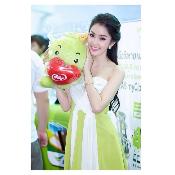 девушка из Тайланда